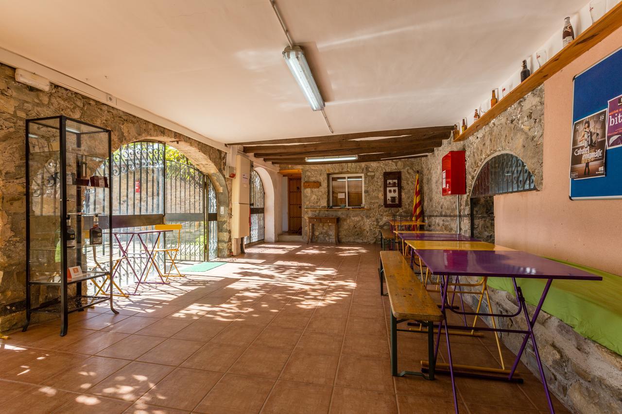 Alberg La Solana Salas de Pallas Bagian luar foto