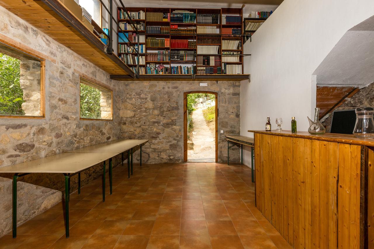 Alberg La Solana Salas de Pallas Bagian luar foto