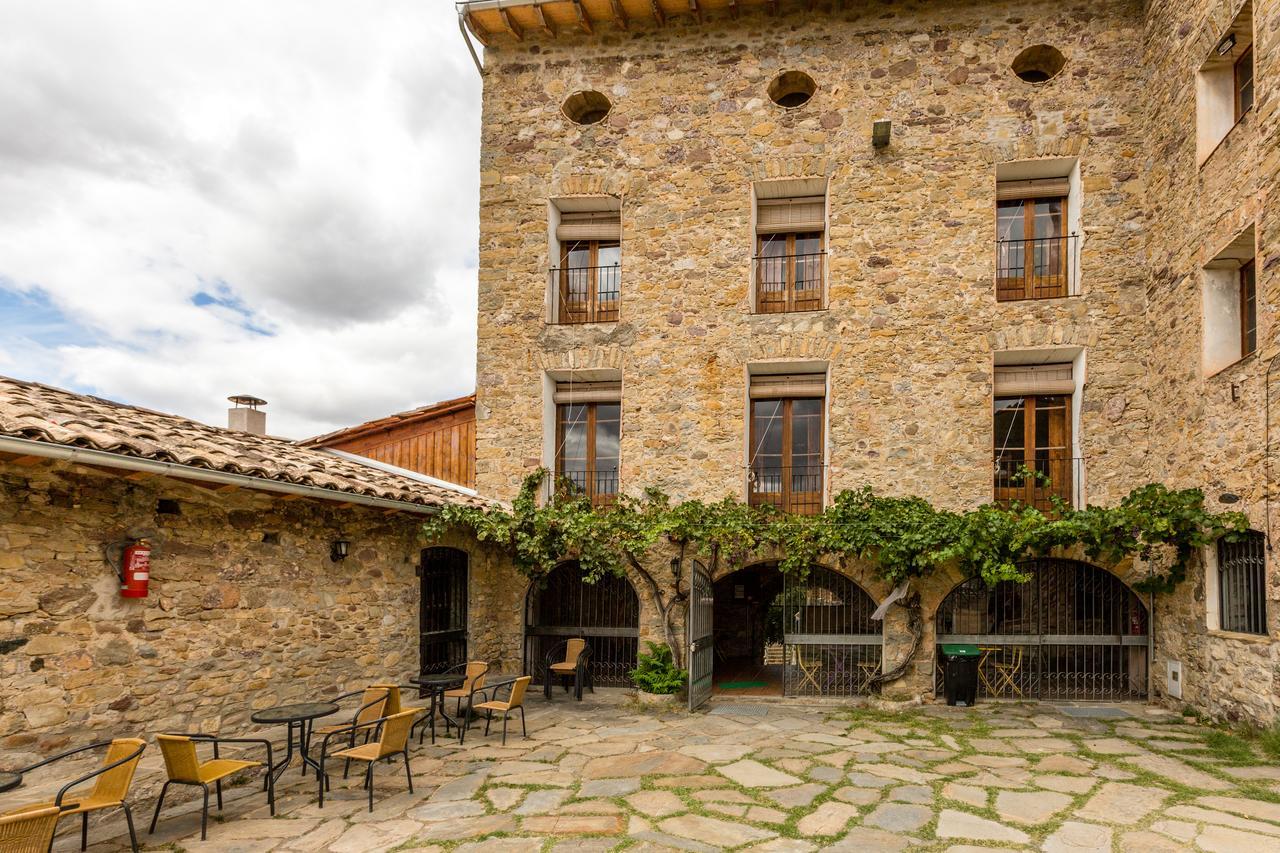 Alberg La Solana Salas de Pallas Bagian luar foto